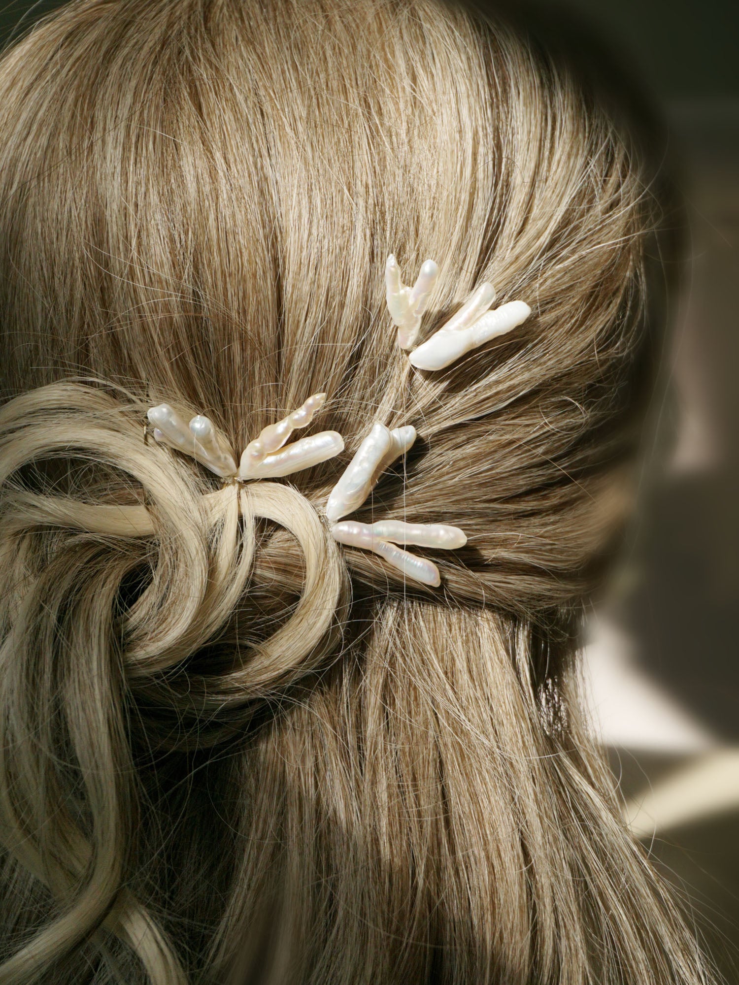 Darya Pearl Hairpin Set