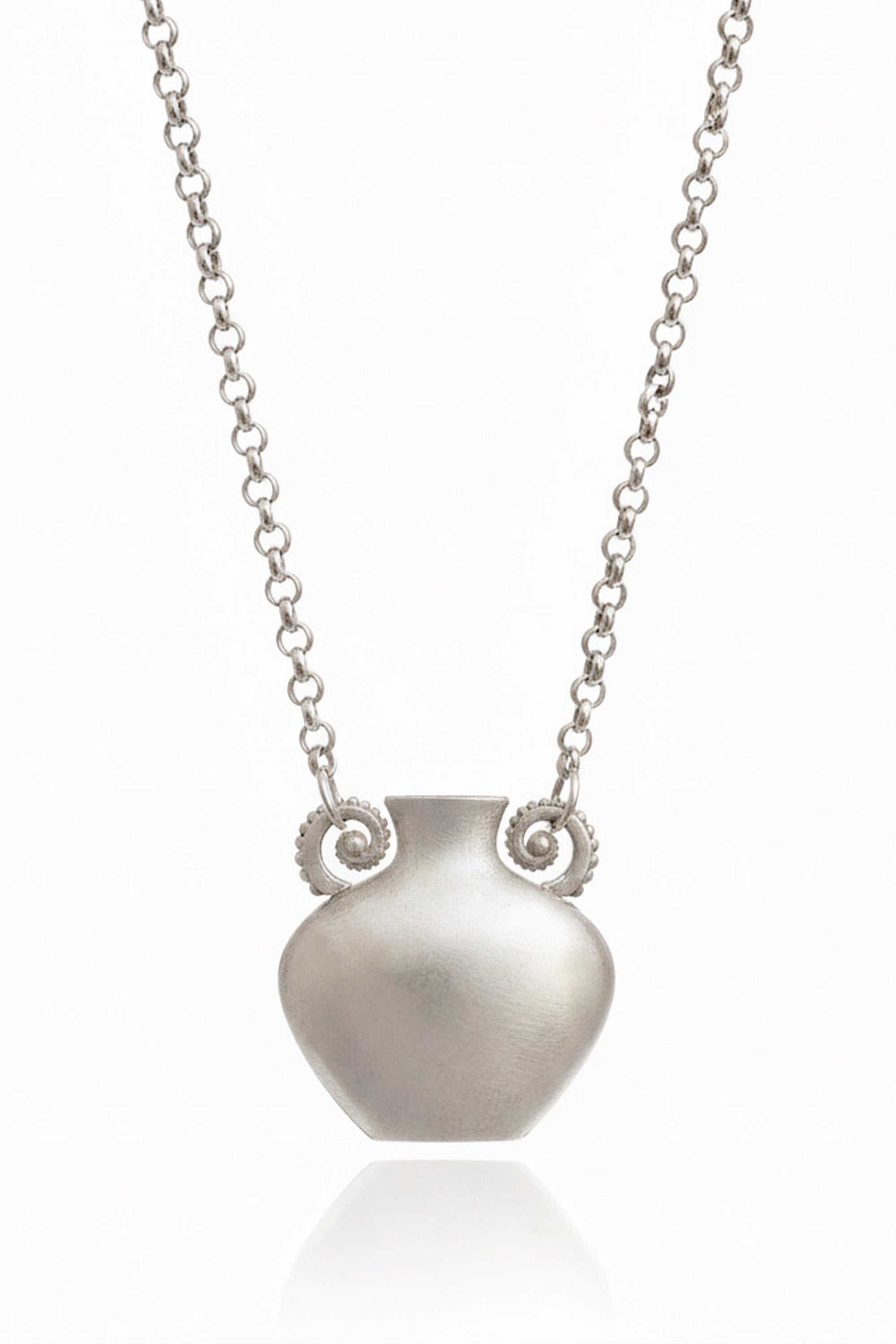 Eudora Pendant